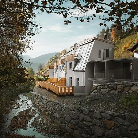 Mondholz - Urban 24-7 * Innsbruck