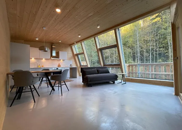 Mondholz - Urban 24-7 Innsbruck